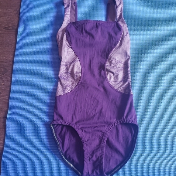 Lululemon Swimsuit - Picture 5 of 11